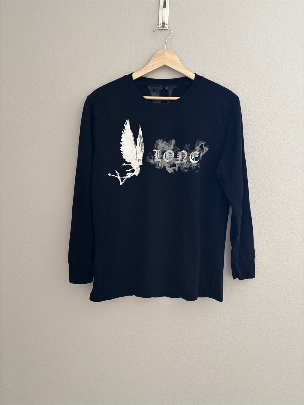 VLone Black No Smoking Smoke Devil Angel V Back Graphic Long Sleeve T-shirt S